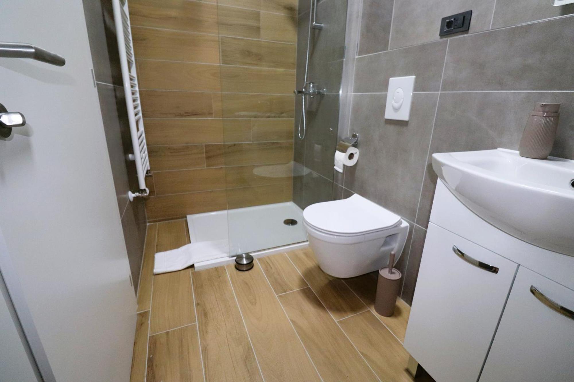 Rooms Matic Velika Mlaka Luaran gambar
